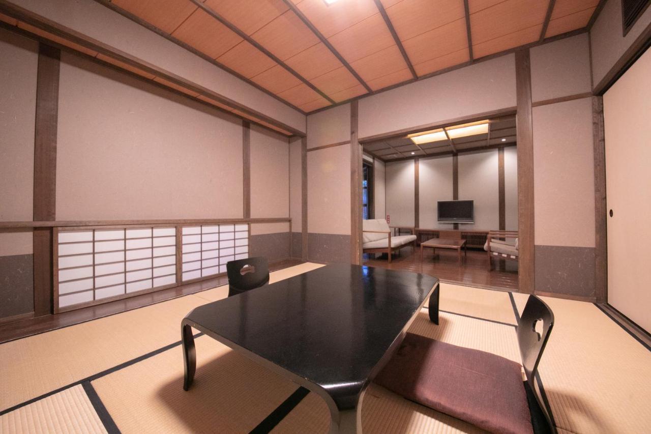 Yufuin Bettei Itsuki Hotell Exteriör bild